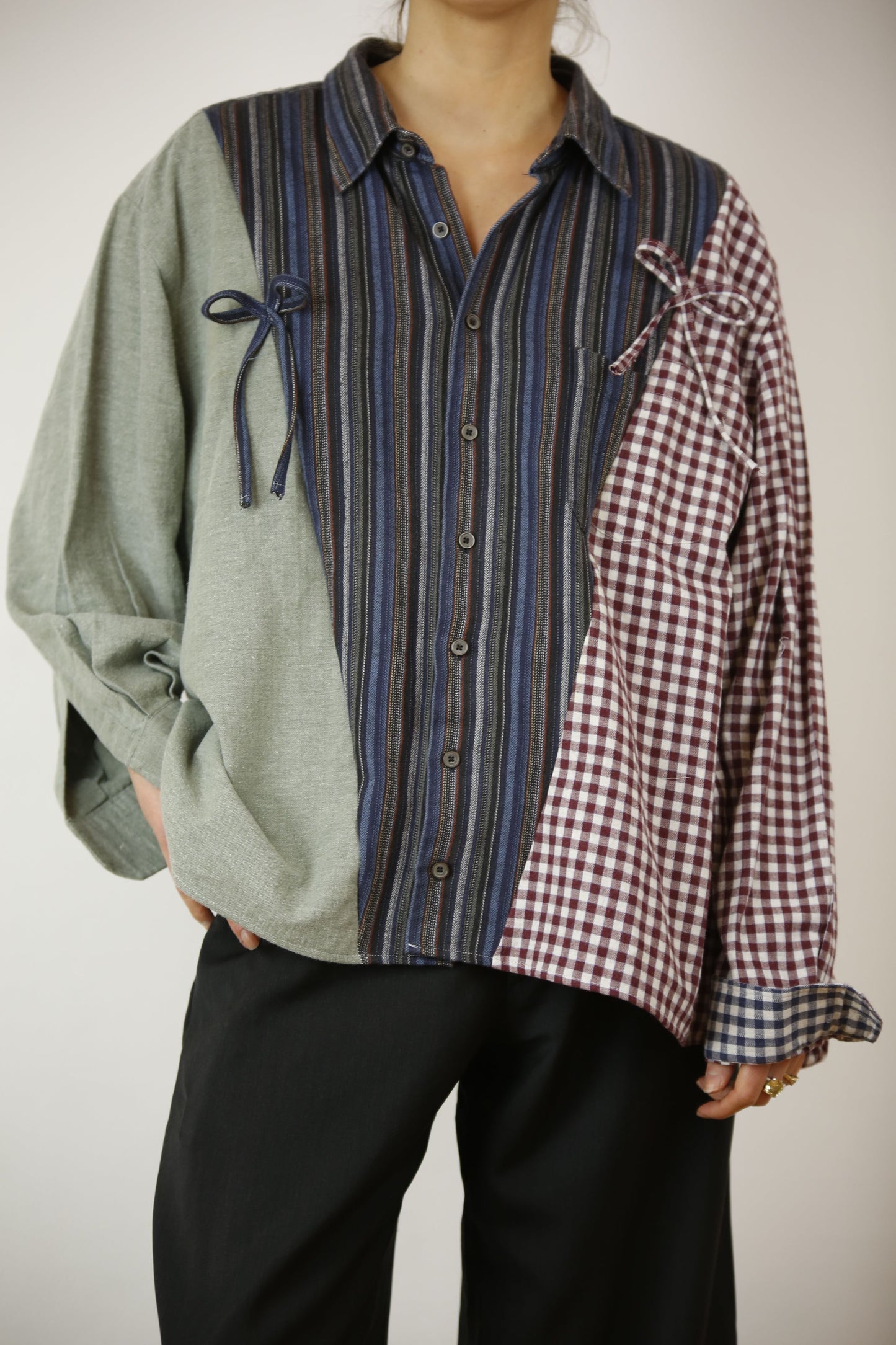 Bowtie Blend Shirt N°32