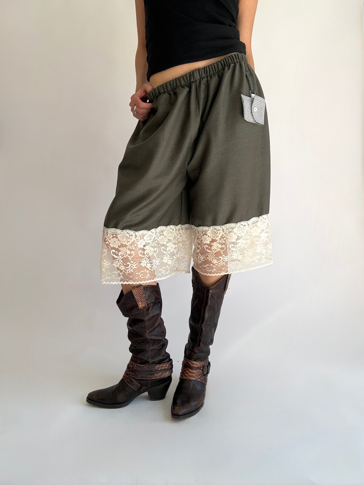 le Colette Basketball Shorts N°84